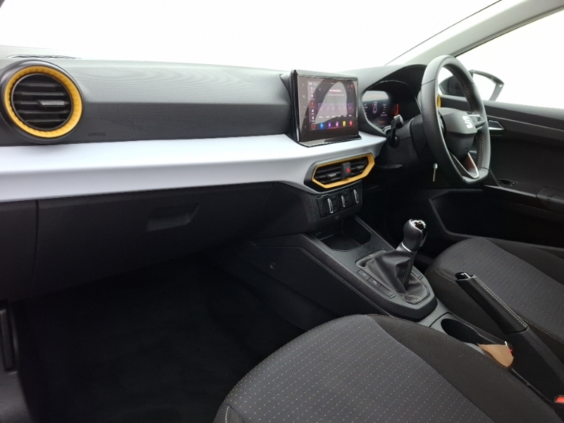 Seat Ibiza 1.0 Tsi 95 Se Technology Black #5