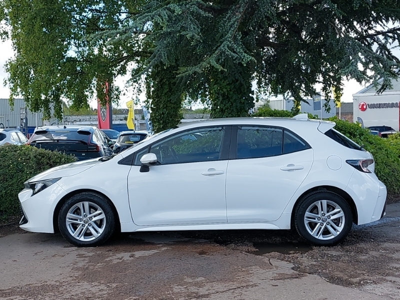 Toyota Corolla 1.8 Vvt-i Hybrid Icon Cvt White #4