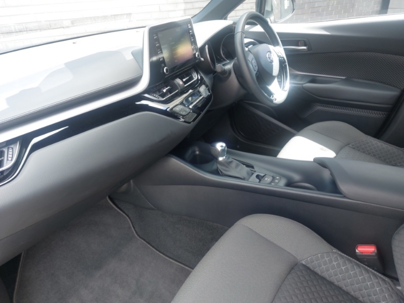 Toyota C-Hr 1.8 Hybrid Icon Cvt YH23GWG Grey #5