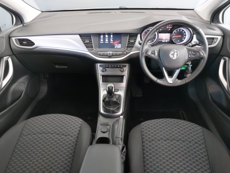 Vauxhall Astra 1.4T 16V 125 Tech Line Nav DW19XZB White #3