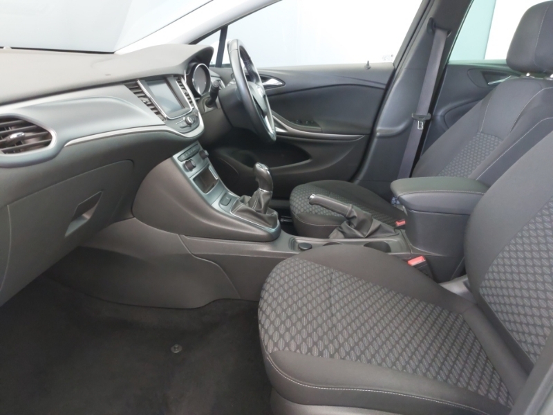 Vauxhall Astra 1.4T 16V 125 Tech Line Nav DW19XZB White #5
