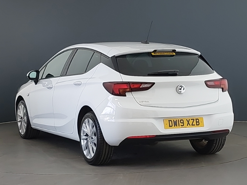 Vauxhall Astra 1.4T 16V 125 Tech Line Nav DW19XZB White #2