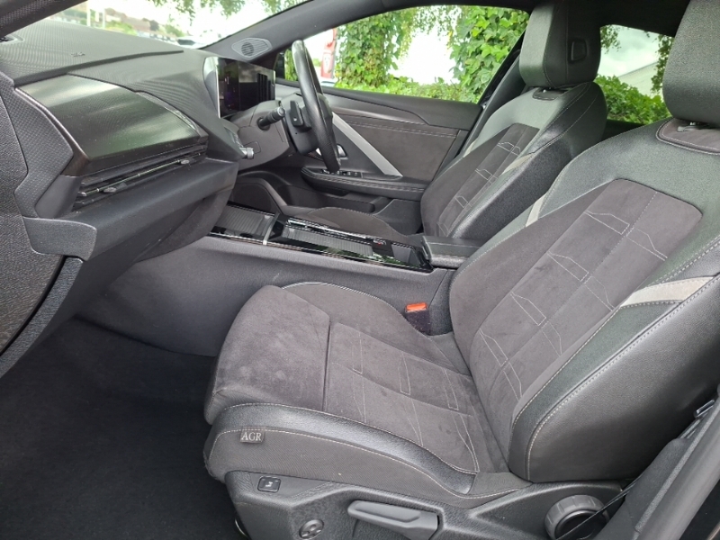 Vauxhall Astra 1.5 Turbo D Ultimate BL23GTU Black #5