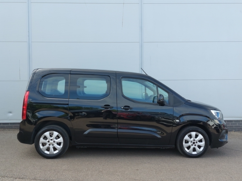 Vauxhall Combo Life 1.5 Turbo D Energy SW69DWK Black #4