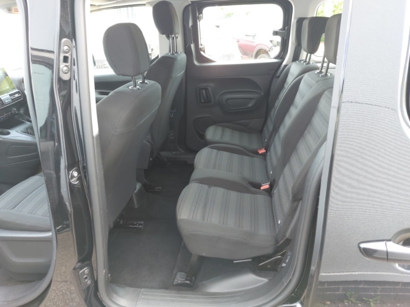 Vauxhall Combo Life 1.5 Turbo D Energy SW69DWK Black #6