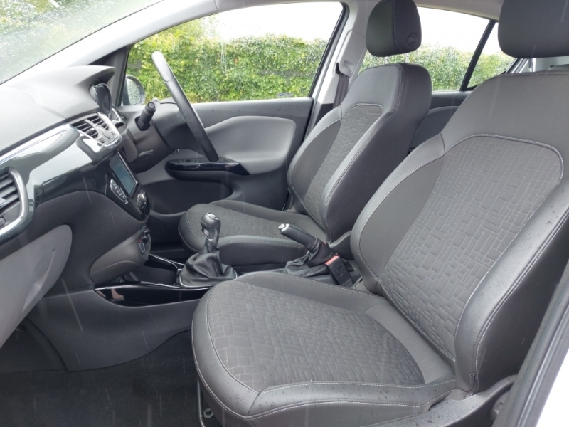 Vauxhall Corsa 1.4 75 Se DN17LBP White #5