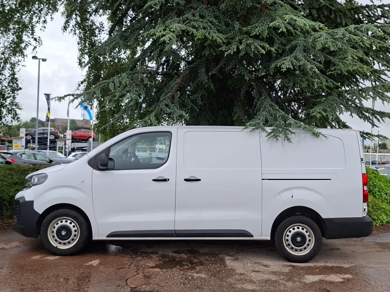 Vauxhall Vivaro 1.5 Turbo D 120 Prime H1 Van White #4
