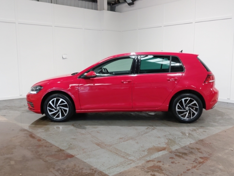 Volkswagen Golf 1.6 Tdi Match YJ19TKX Red #4