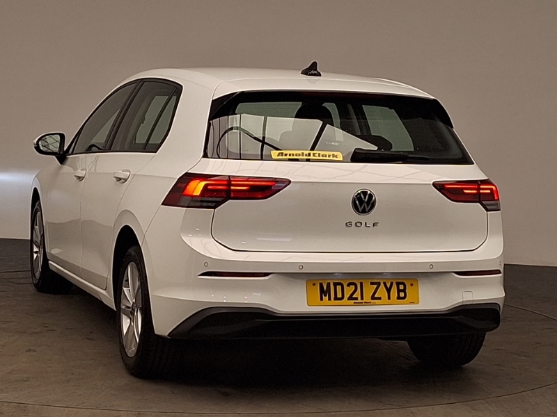 Volkswagen Golf 1.5 Tsi 150 Life MD21ZYB White #2