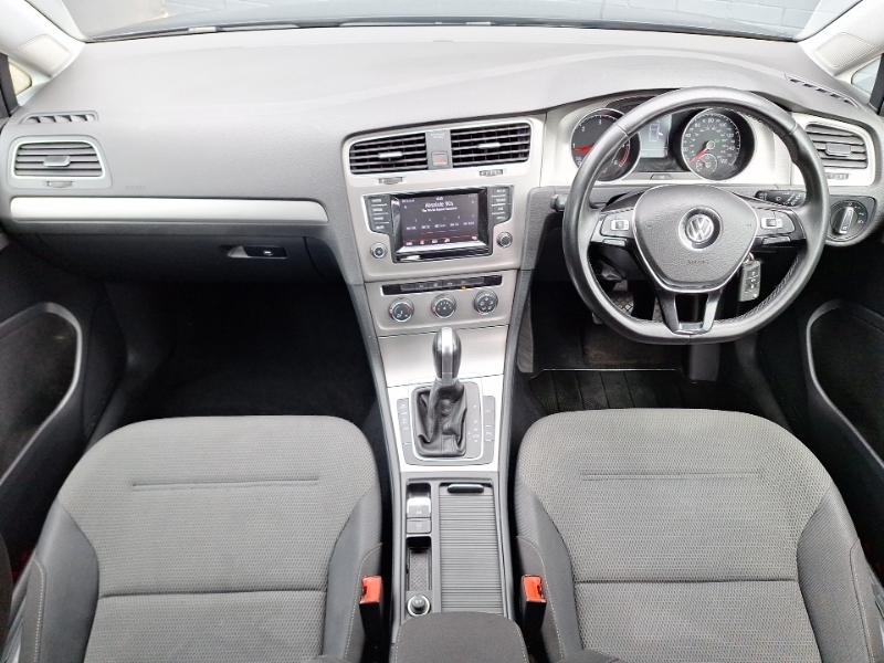 Volkswagen Golf 1.6 Tdi 105 Se Dsg Black #3