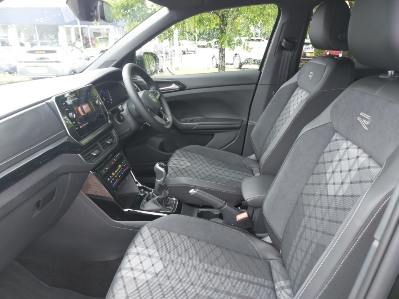 Volkswagen T-Cross 1.0 Tsi 115 R-line KP26UOJ Black #5