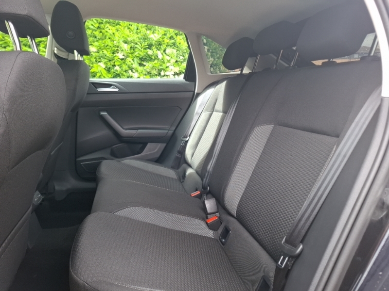 Volkswagen Taigo 1.0 Tsi 110 Life YY23GVN Black #6