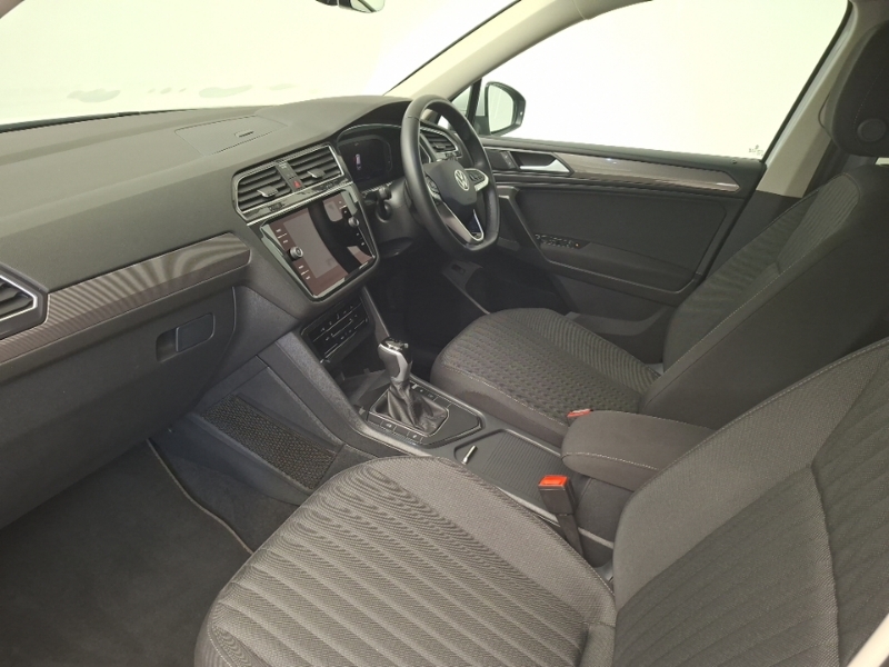 Volkswagen Tiguan Allspace 1.5 Tsi Life Dsg White #5