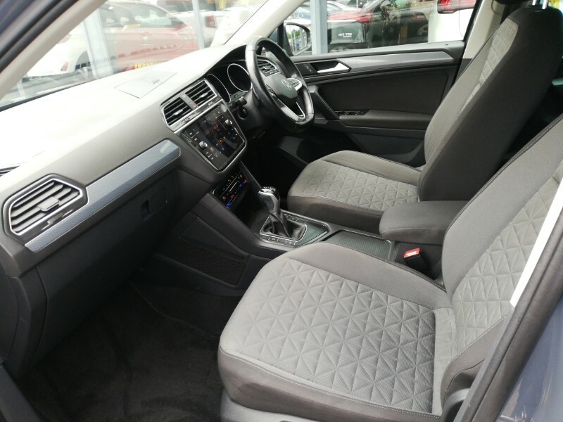 Volkswagen Tiguan 2.0 Tdi Life Dsg EN21FVZ Grey #5