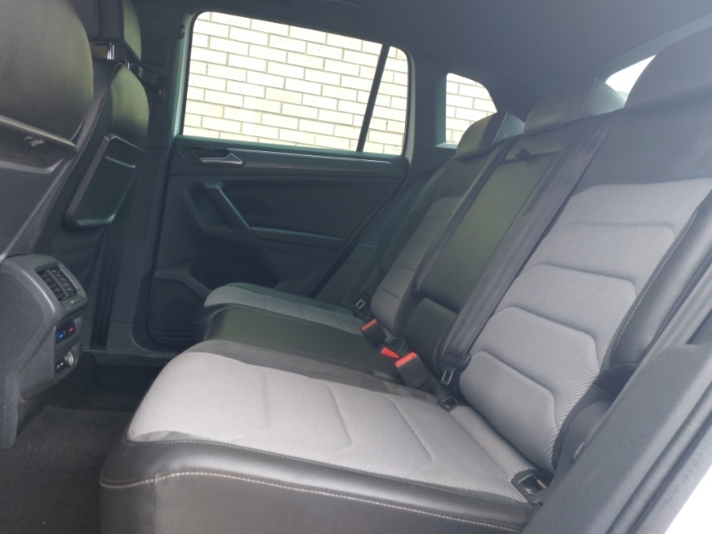 Volkswagen Tiguan 2.0 Tdi 150 4Motion R-line Tech Dsg ND19GWP White #6