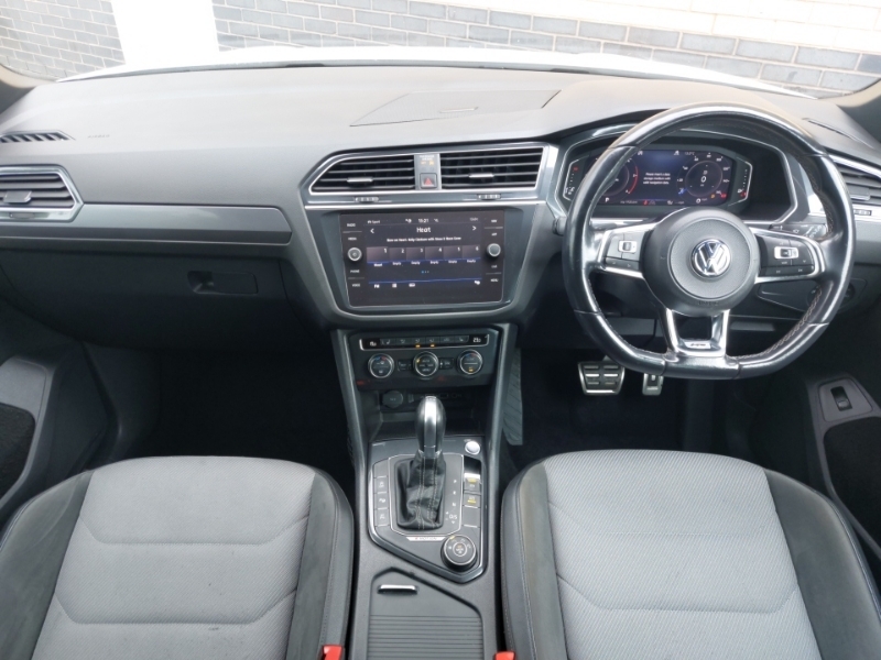 Volkswagen Tiguan 2.0 Tdi 150 4Motion R-line Tech Dsg ND19GWP White #3