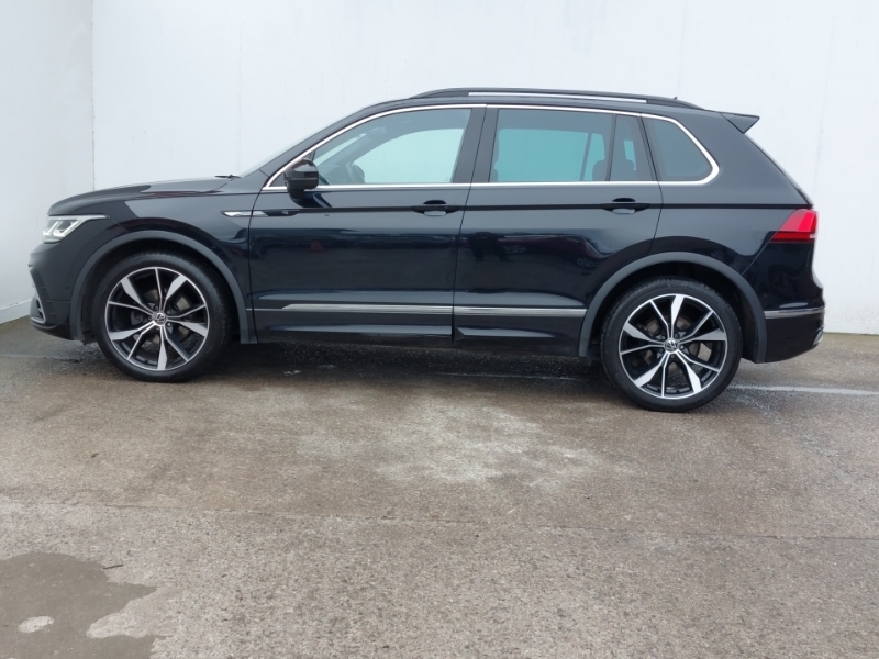 Volkswagen Tiguan 1.5 Tsi 150 R-line Dsg MA23WCN Black #4