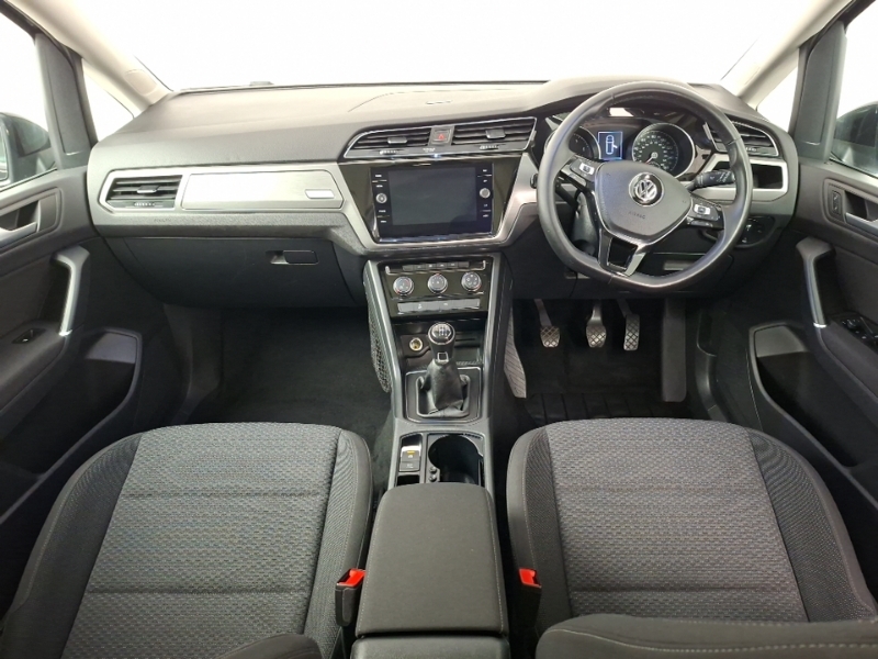 Volkswagen Touran 1.0 Tsi Se Family Black #3