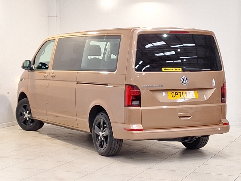 Volkswagen Transporter Shuttle 2.0 Tdi 150Ps Se Minibus Dsg Brown #2