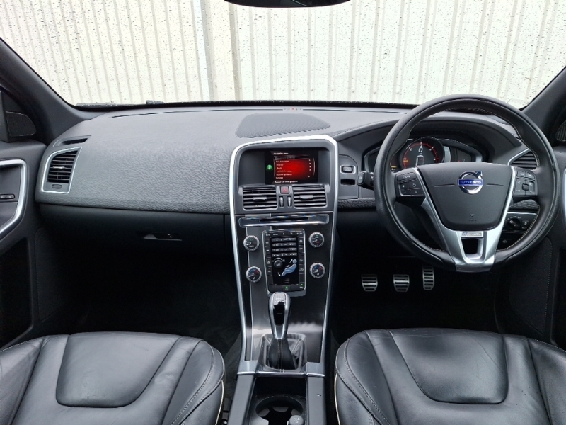 Volvo XC60 D4 190 R Design Lux Nav SA17HUD Black #3