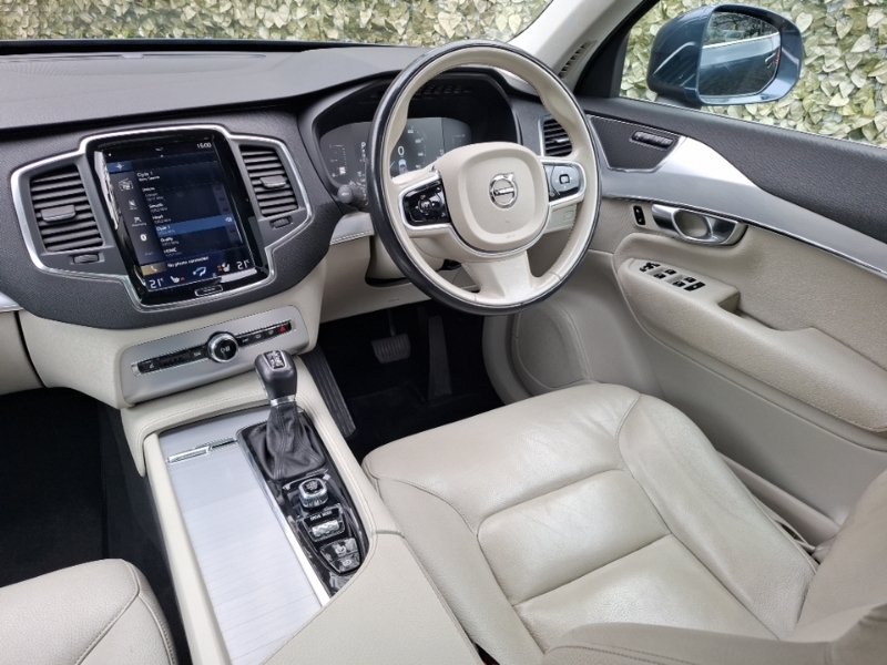 Volvo XC90 2.0 D5 Powerpulse Momentum Pro Awd 231 Bhp Blue #10