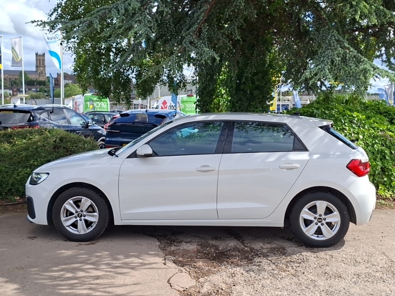 Audi A1 25 Tfsi Technik White #4