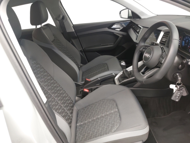 Audi A1 25 Tfsi Sport Silver #6