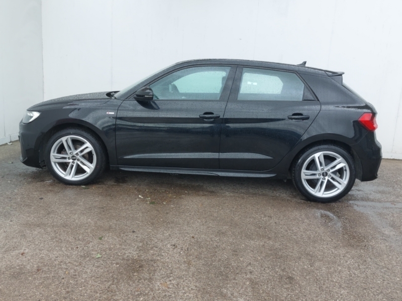 Audi A1 25 Tfsi S Line S Tronic Black #4