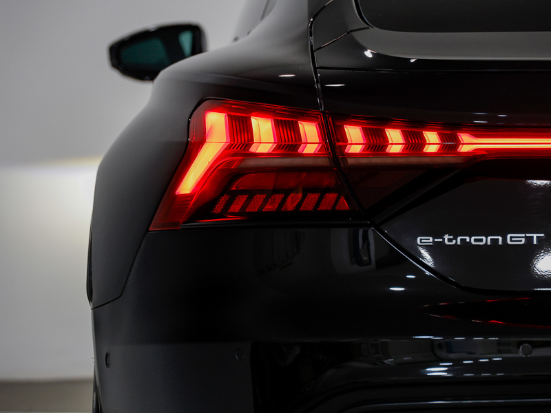 Audi E Tron GT Gt 93.4Kwh Saloon Quattro 476 P Grey #18