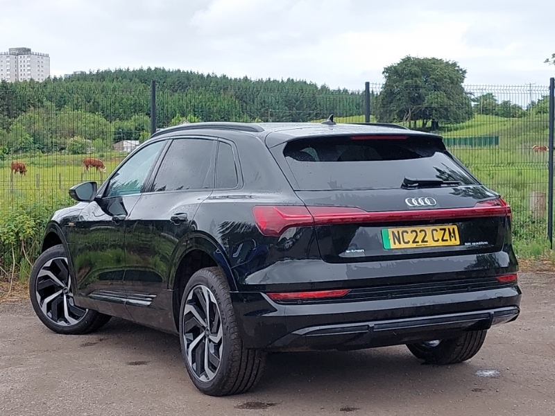 Audi E-tron 300Kw 55 Quattro 95Kwh Black Ed 22Kwch Black #2