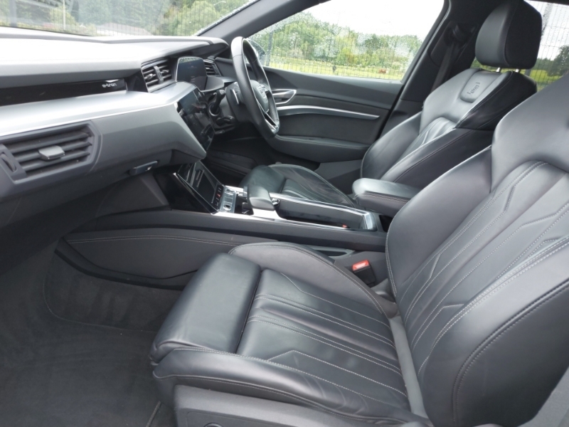 Audi E-tron 300Kw 55 Quattro 95Kwh Black Ed 22Kwch Black #5
