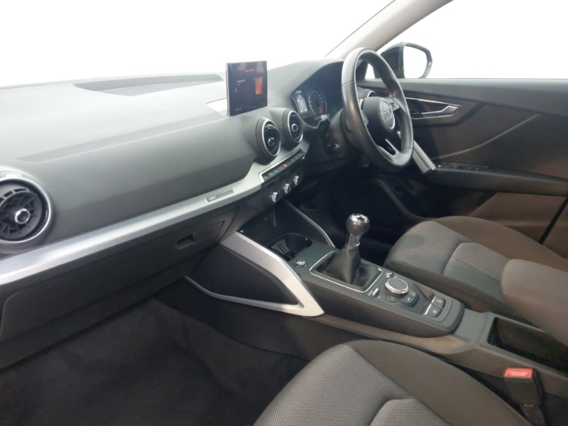 Audi Q2 1.0 Tfsi Sport Black #5
