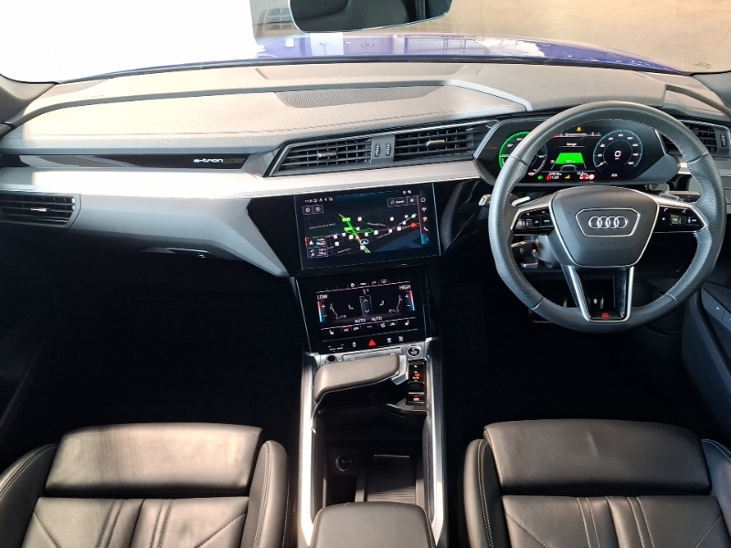 Audi Q8 e tron 300Kw 55 Quattro 114Kwh S Line Blue #3