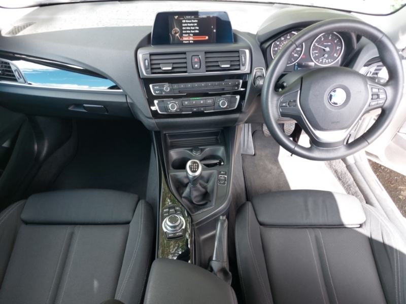BMW 1 Series 118D Sport Nav White #3