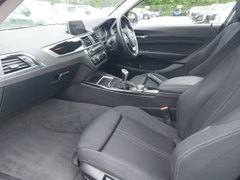 BMW 2 Series 218I Sport Nav White #5