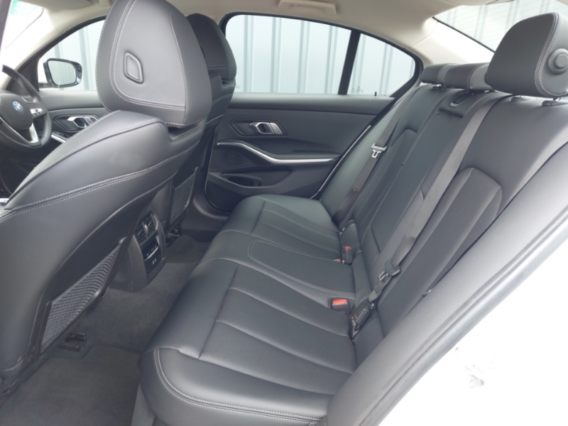 BMW 3 Series 330E Sport Step White #6