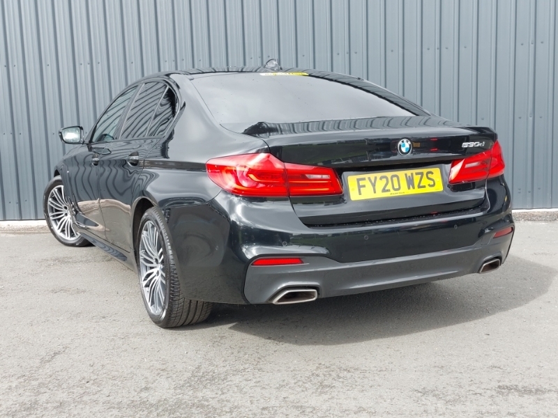 BMW 5 Series 530D M Sport Black #2