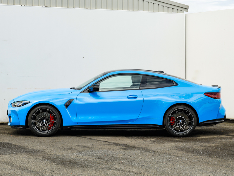 BMW M4 M4 Xdrive 530 Competition M Step Blue #4