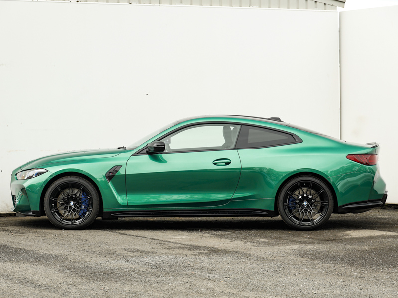 BMW M4 M4 Xdrive 530 Competition M Step Green #4