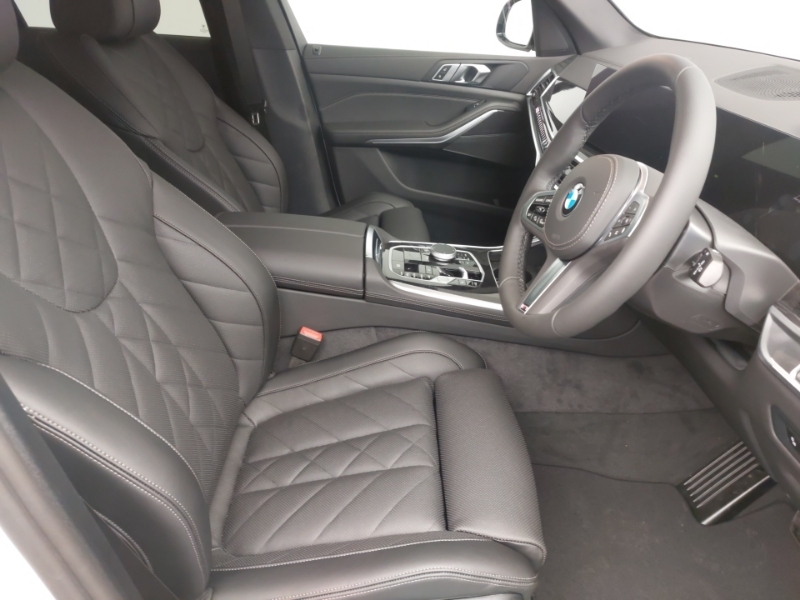 BMW X5 Xdrive30d Mht M Sport White #6