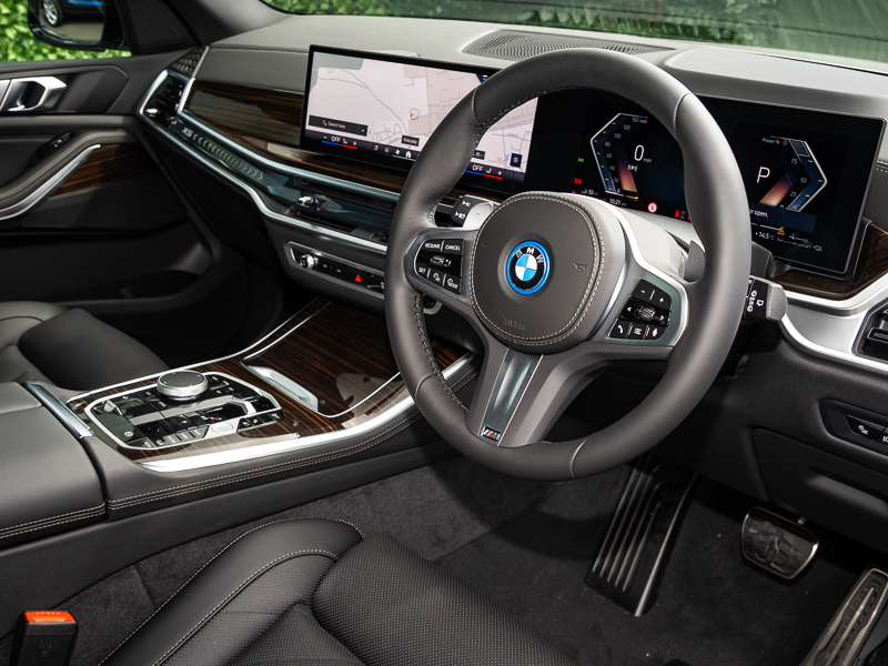 BMW X5 Xdrive50e M Sport Pro Pack White #6