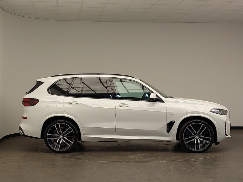 BMW X5 Xdrive50e M Sport  White #3