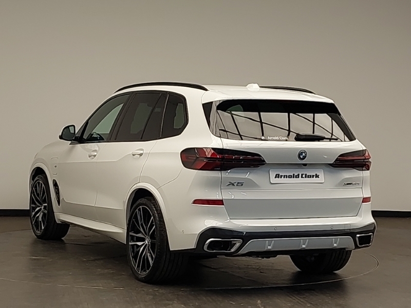 BMW X5 Xdrive50e M Sport  White #2