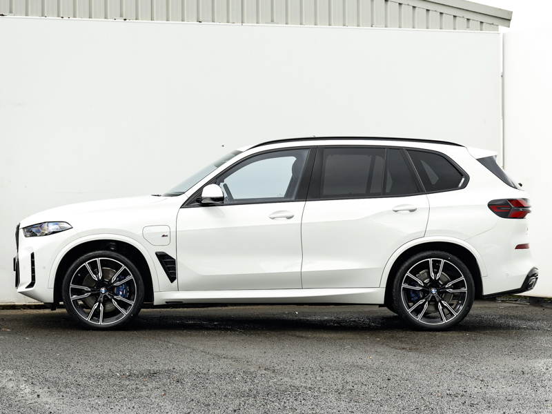 BMW X5 Xdrive50e M Sport Techpro Pack White #4