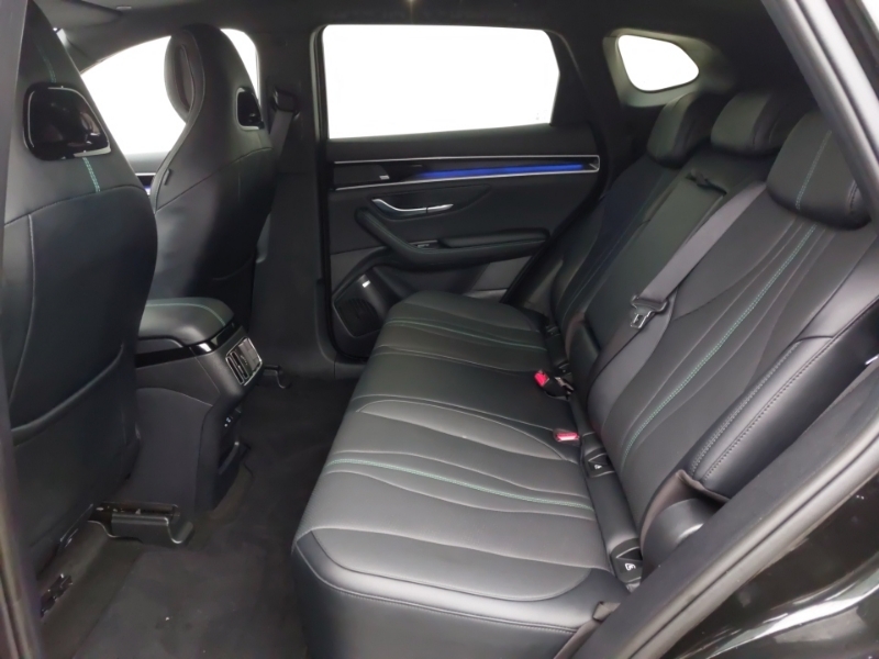 Byd Seal U 1.5 Dm-i Comfort Black #6