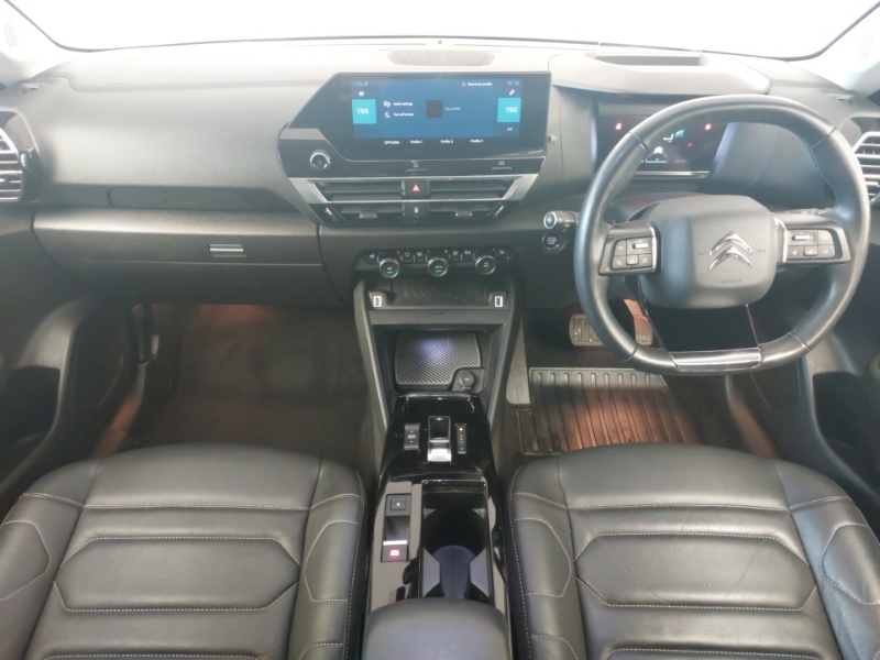 Citroen e-C4 100Kw Shine Plus 50Kwh Black #3