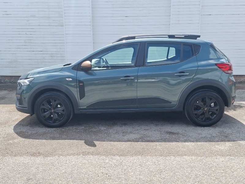 Dacia Sandero Stepway 1.0 Tce Extreme Cvt Green #4