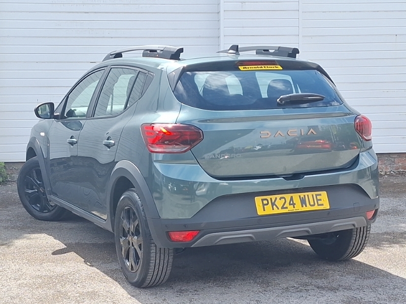 Dacia Sandero Stepway 1.0 Tce Extreme Cvt Green #2