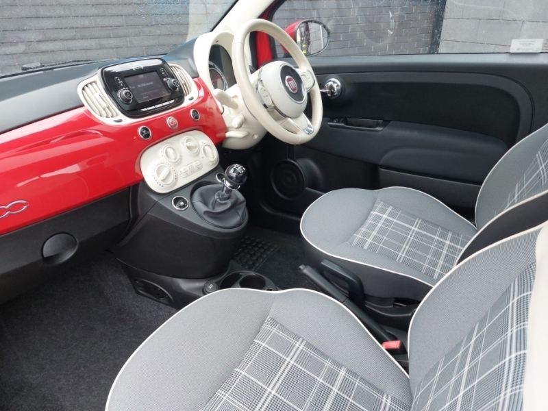 Fiat 500 1.2 Lounge Red #5