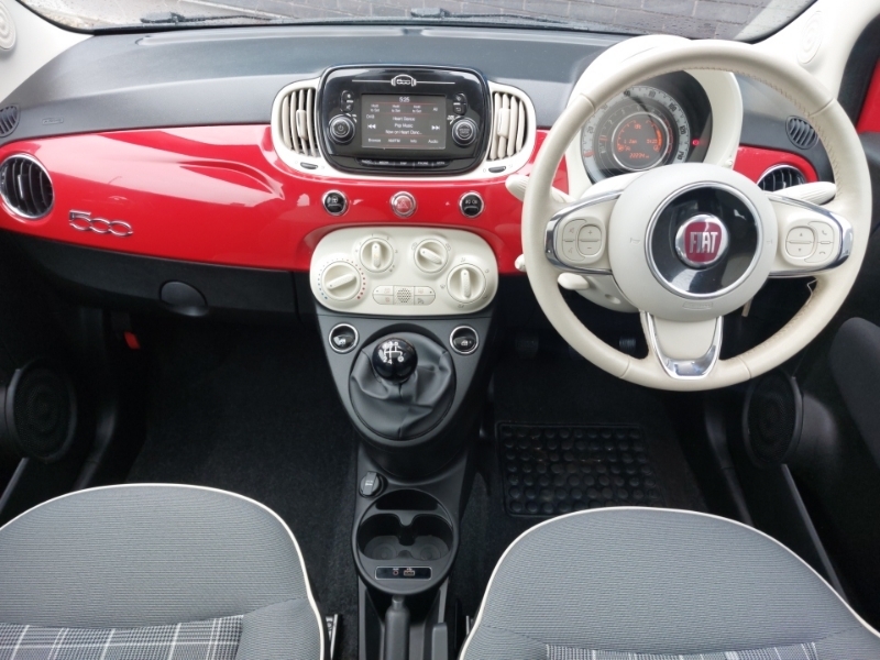 Fiat 500 1.2 Lounge Red #3